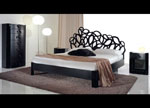 Едноцветна спалня по поръчка с декоративна линия на таблата  